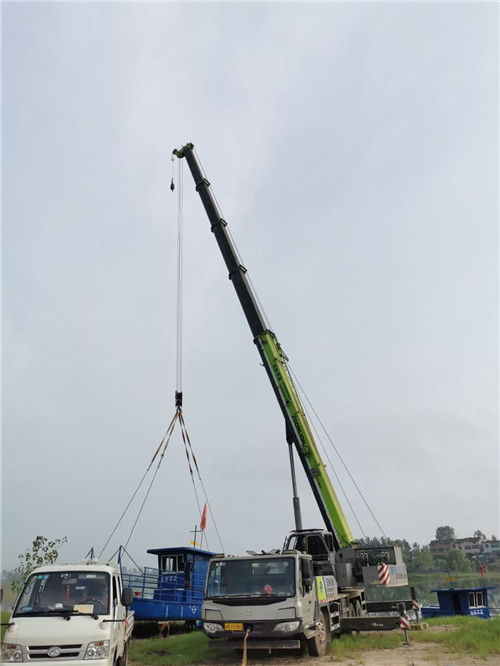 柳河县桥梁建设吊装案例